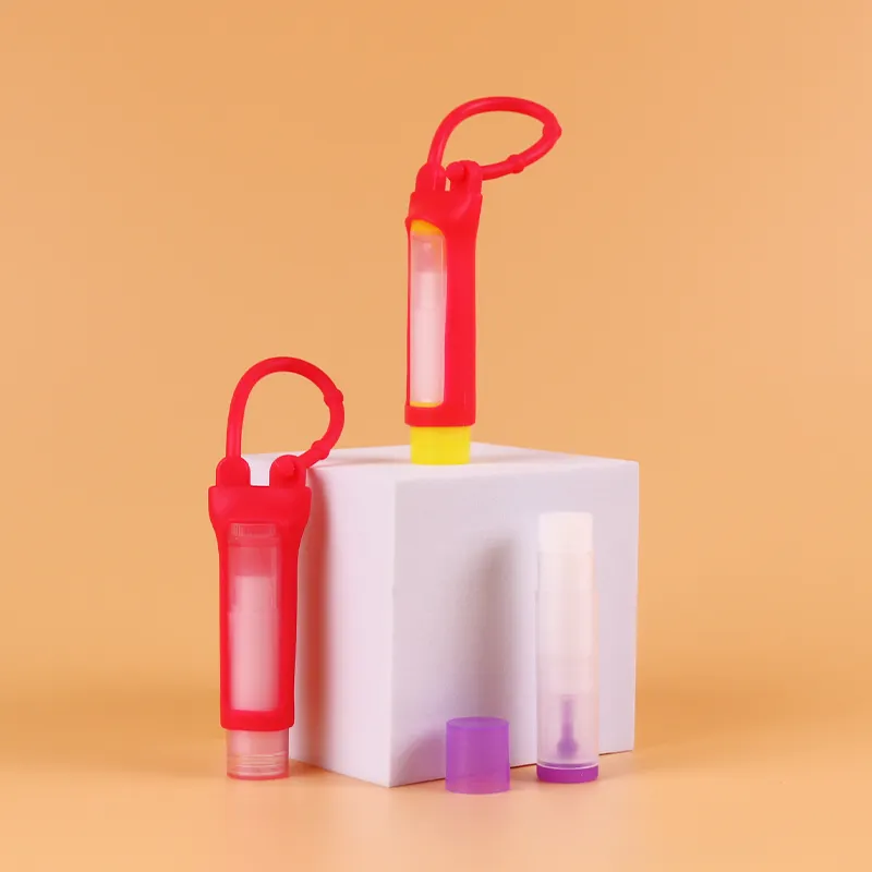 Logo personnalisé Portable nourrissant naturel lanière Chapstick organique vanille repulpant étui en caoutchouc de silicone porte-baume à lèvres pour les enfants